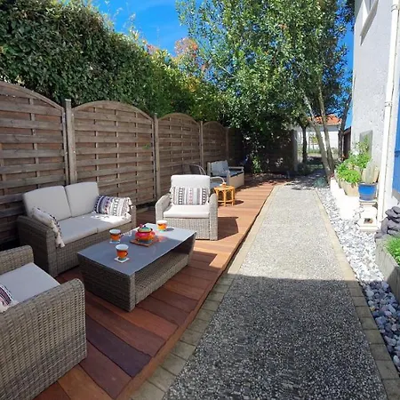 Le Petit Manoir *