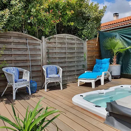 Bed & Breakfast Le Petit Manoir