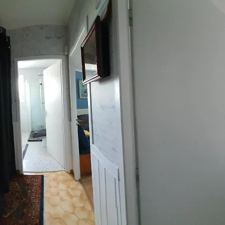 Le Petit Manoir